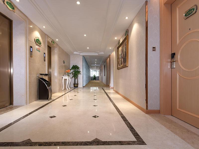 Vienna Hotel Shenzhen Fuyong Village Fenghuangwei المظهر الخارجي الصورة